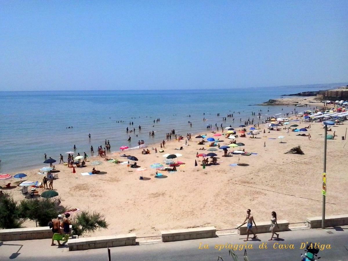 הוילה Cava dʼAliga Le Terrazze Sul Mare מראה חיצוני תמונה